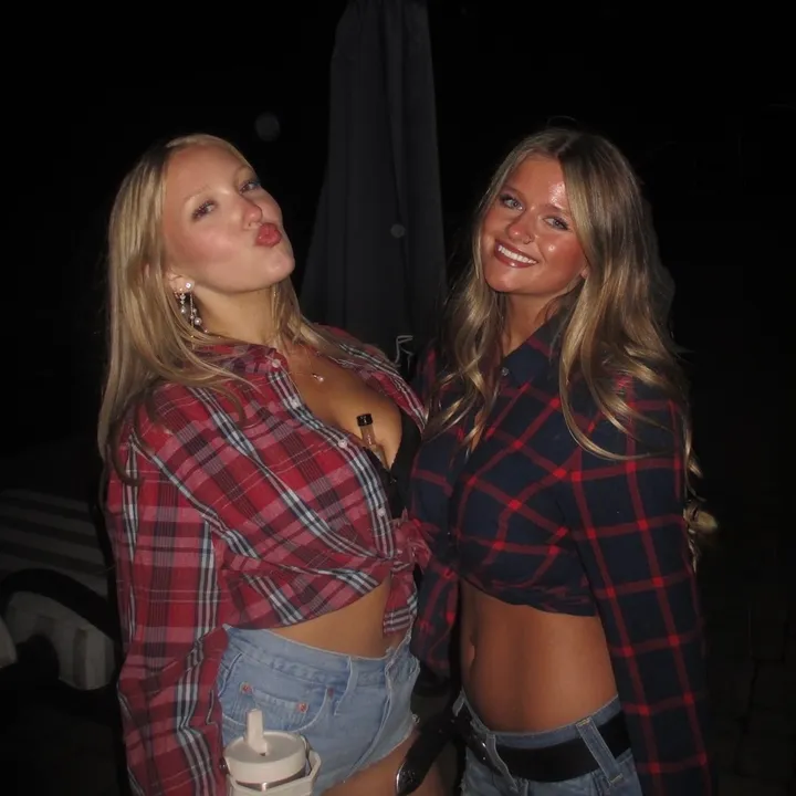 @bellaendress16