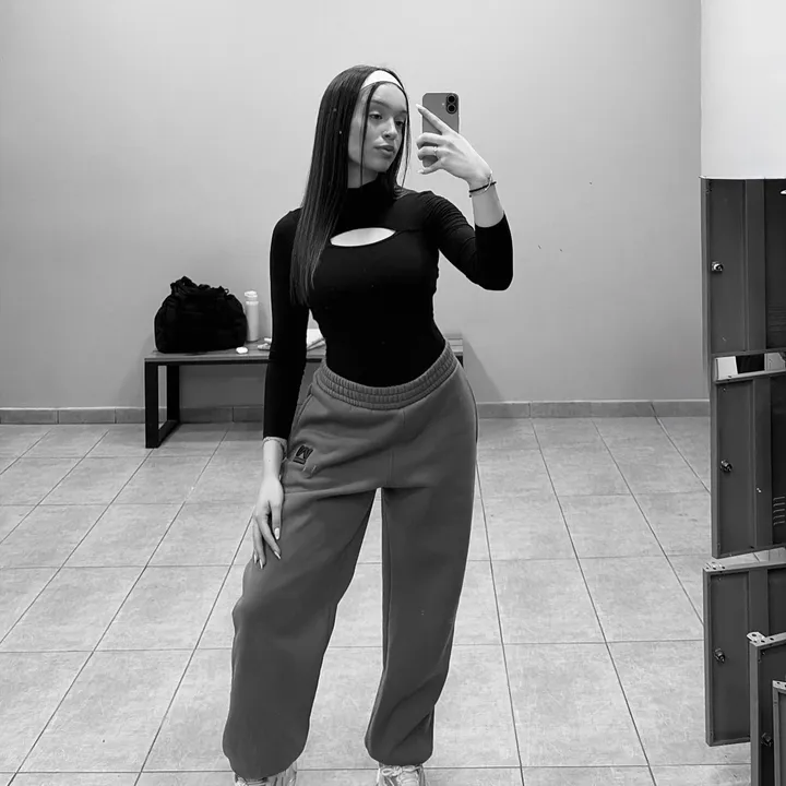 @xarikleiaaa_