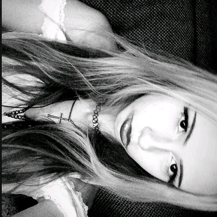 felavi._xloy
