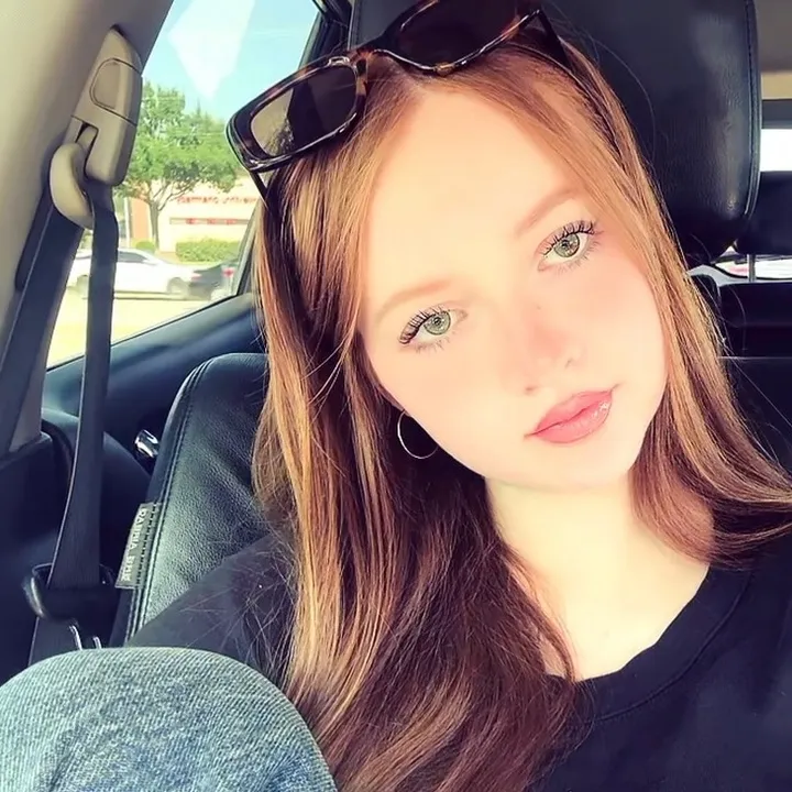 @carissabourdlaies