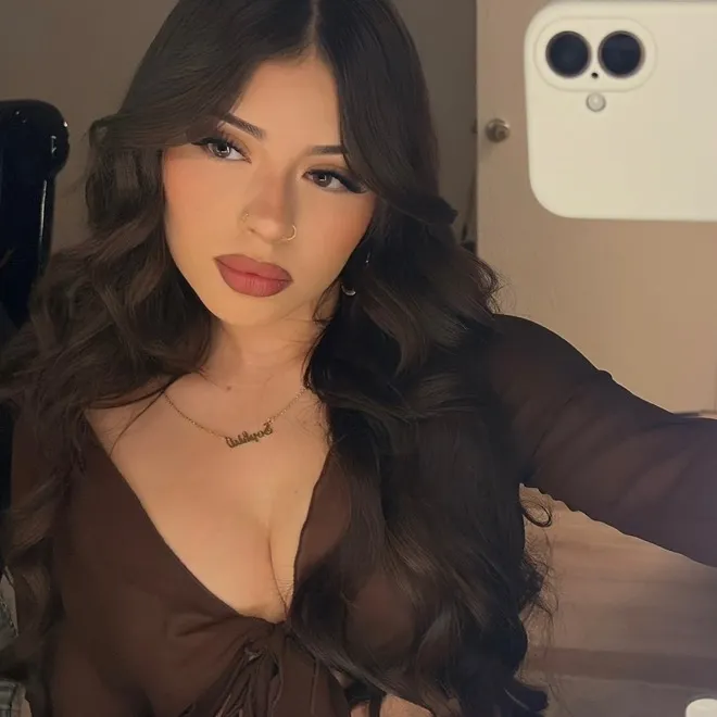 @sophia.urvina