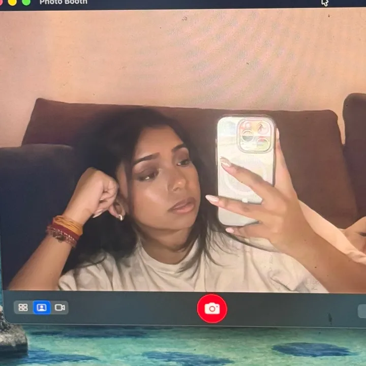 @vithyaxo