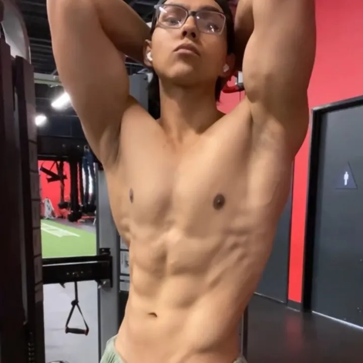 gabelovesgym