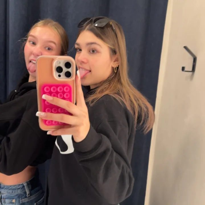 @nikkissuperduperspam