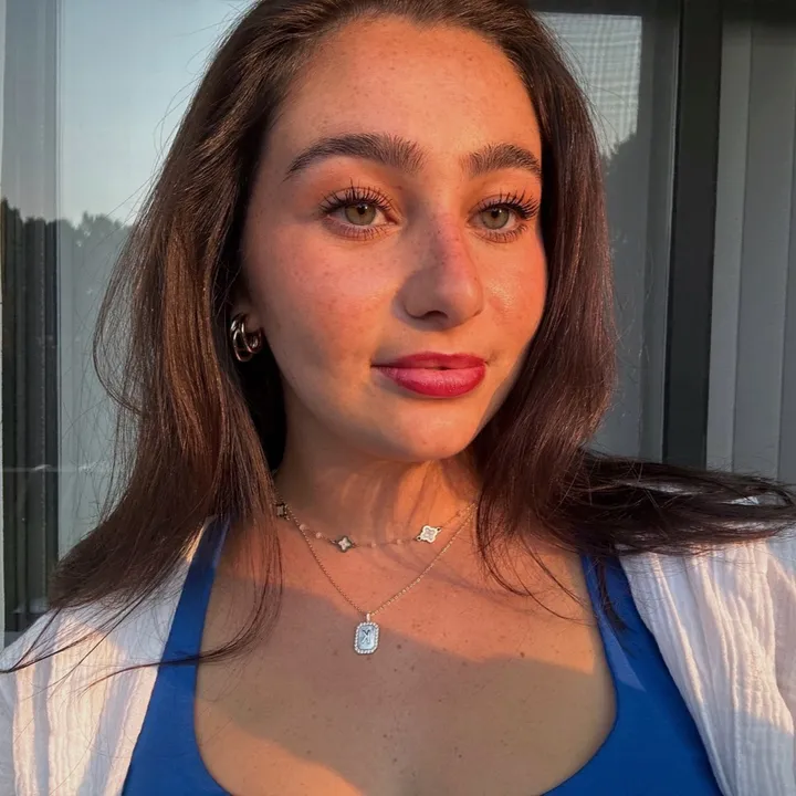 kellyroland_