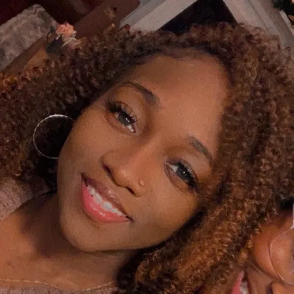 queen_lola47