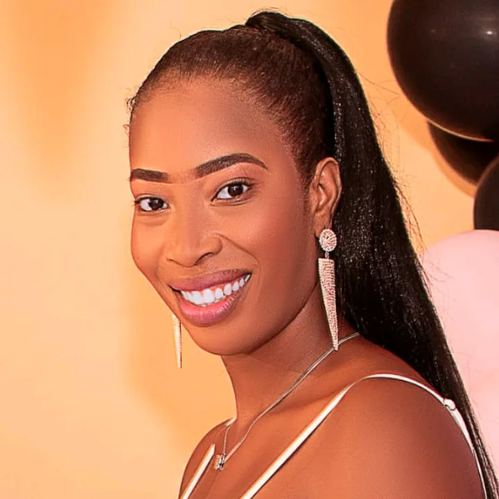 roseangie03