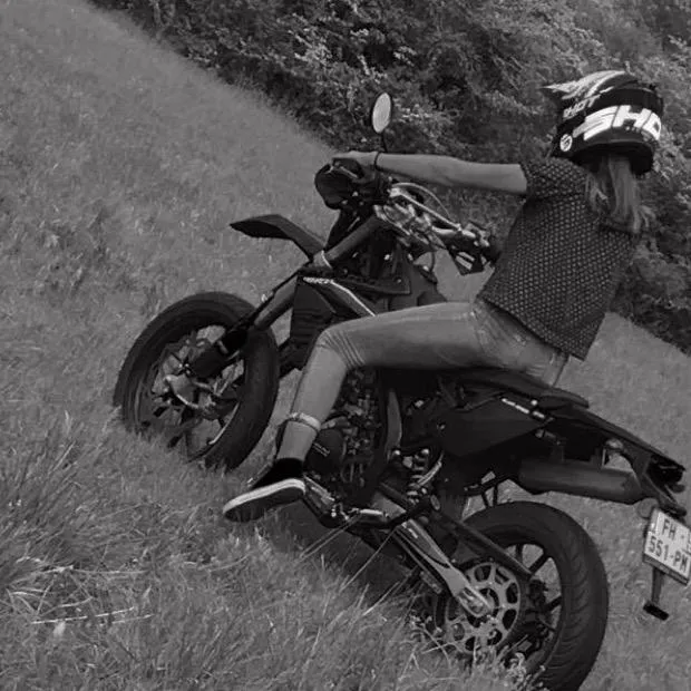 @moto.louna