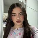 @danielaarosteguii