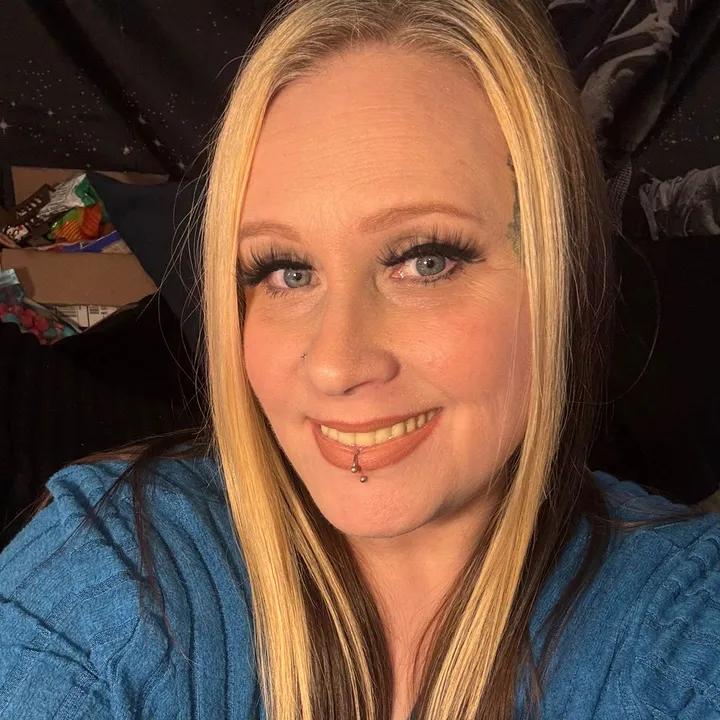 @ronni.queenbarb_yso