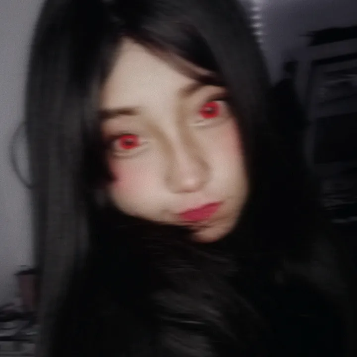 @spacestrawberrygirl