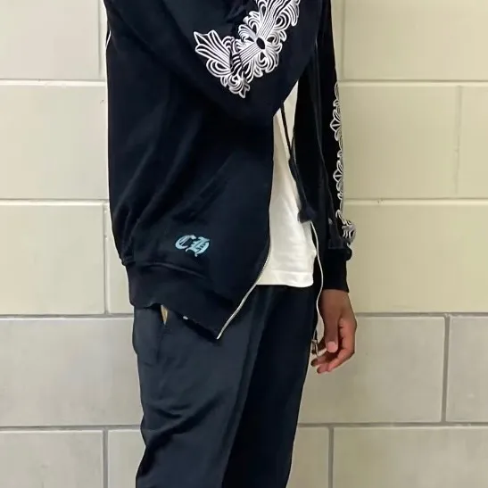@whoisoooooo