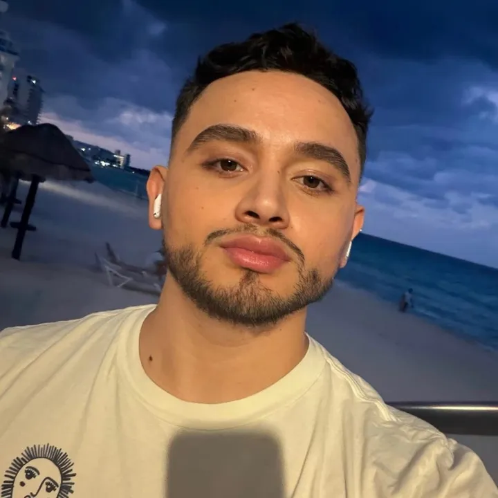@arlogurrola