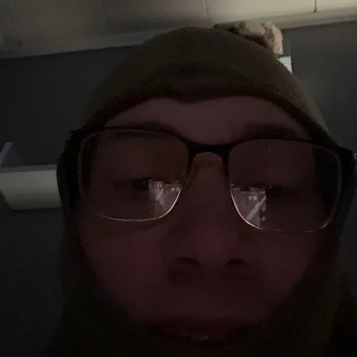 @carleeyyyyyy