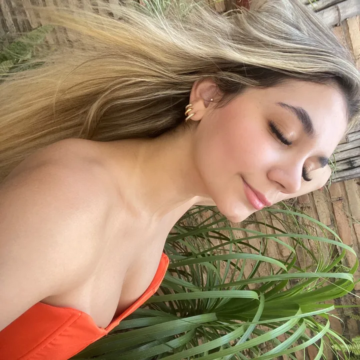 @leticiaalcantara18