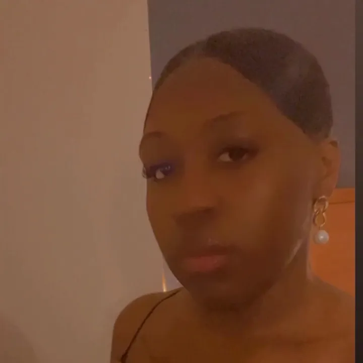 @tati_jade