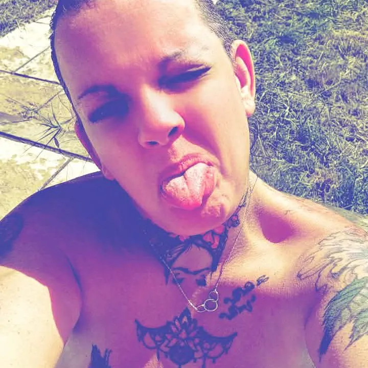 @the.thick.n.sick.chick
