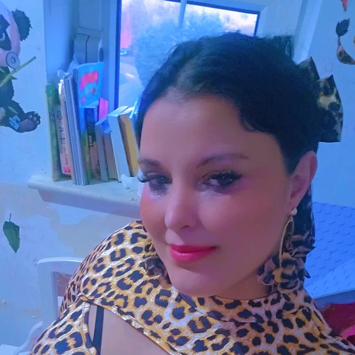 @ajijovazena