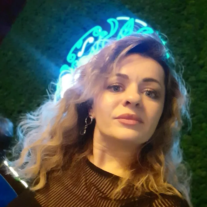 vikusja33