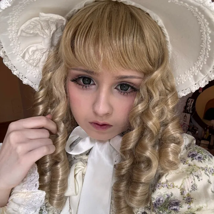 @vampyresfromouterspace