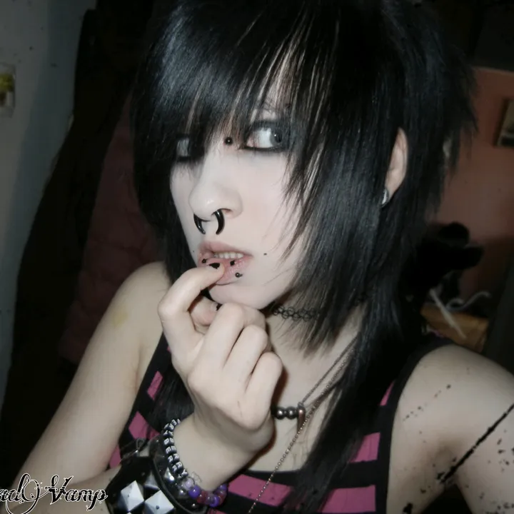 xxdeadtiredvampirexx