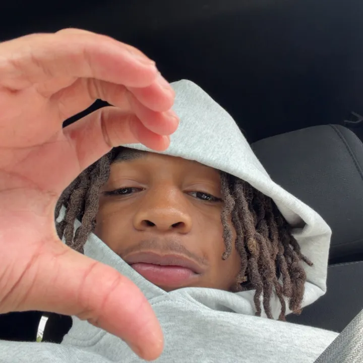 ronniebeezzy