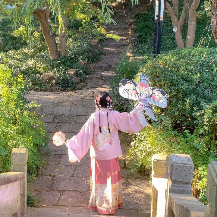 @kykitsune