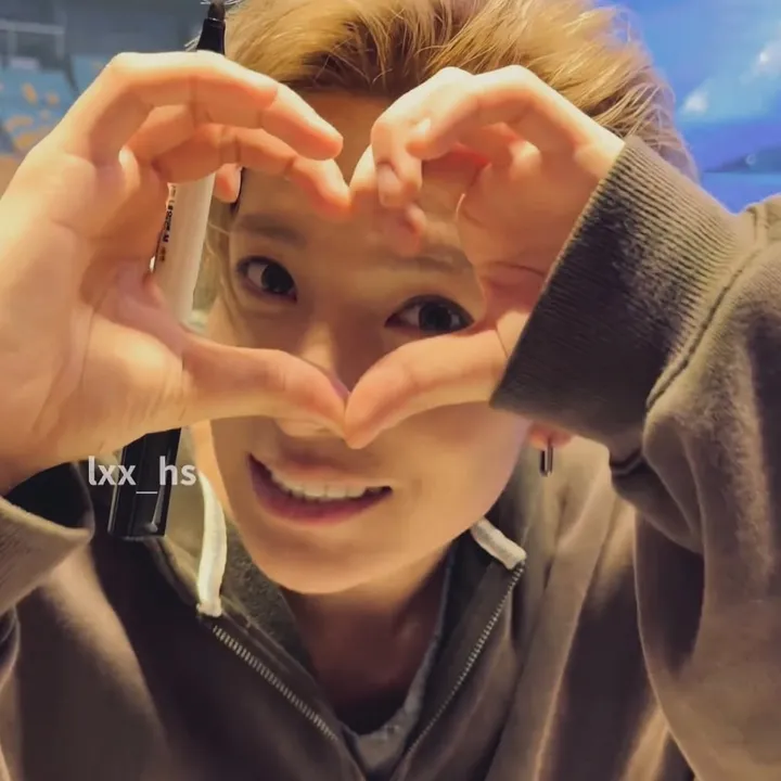 lov3xzsr