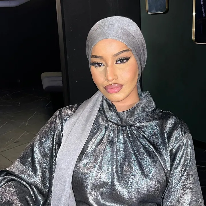 samira.zhm