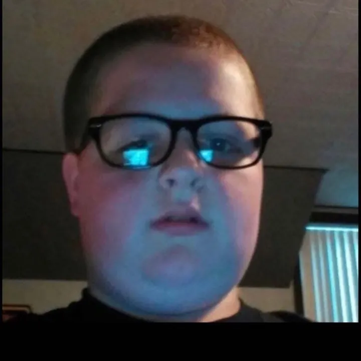 @canttalktoeli