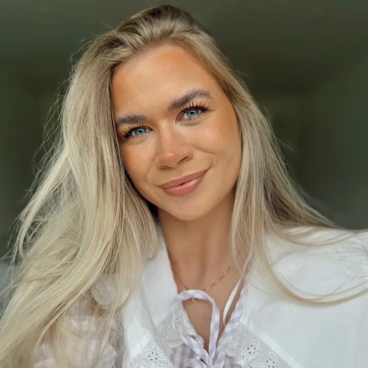 @emilieiisaksen