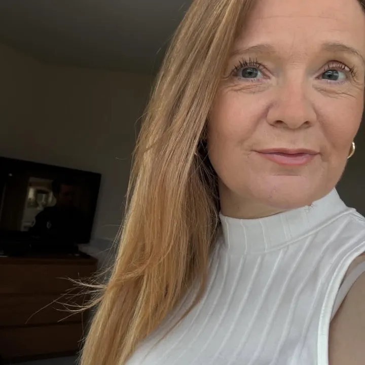 @toniharbour