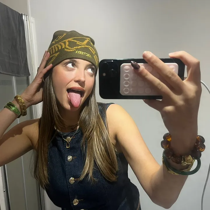 @lisabyrr