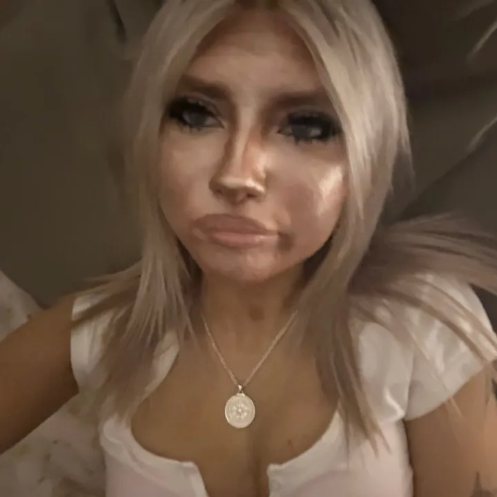 @leonaeinbeck