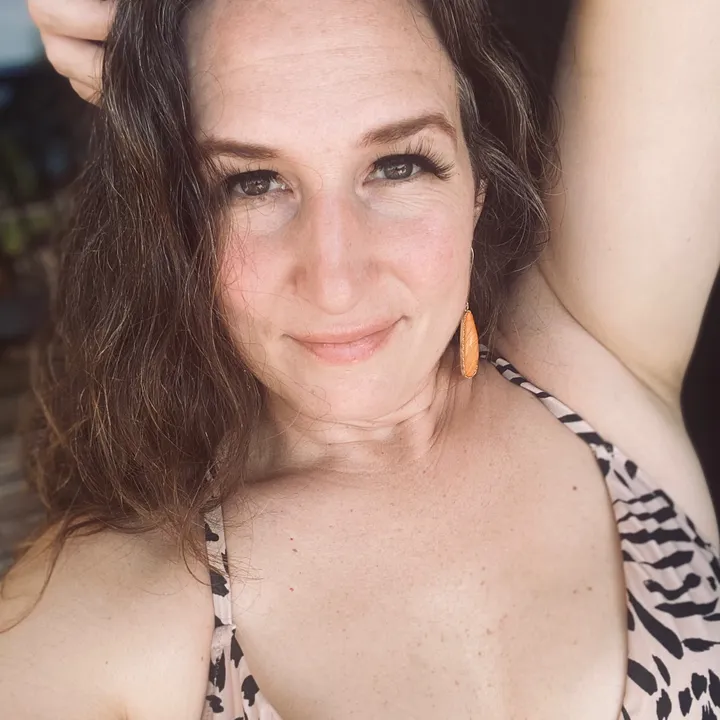 6foxylaineymarie