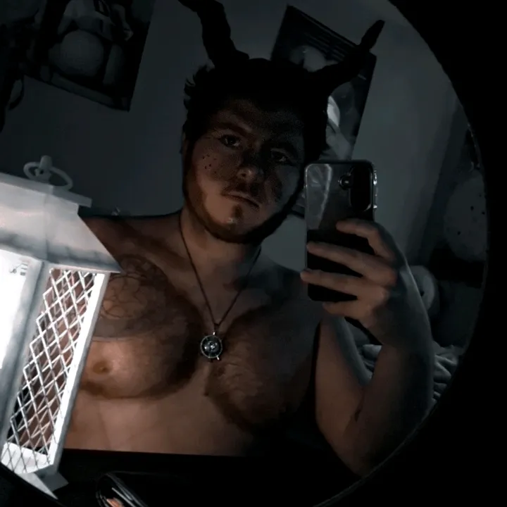 @comatose_cashew