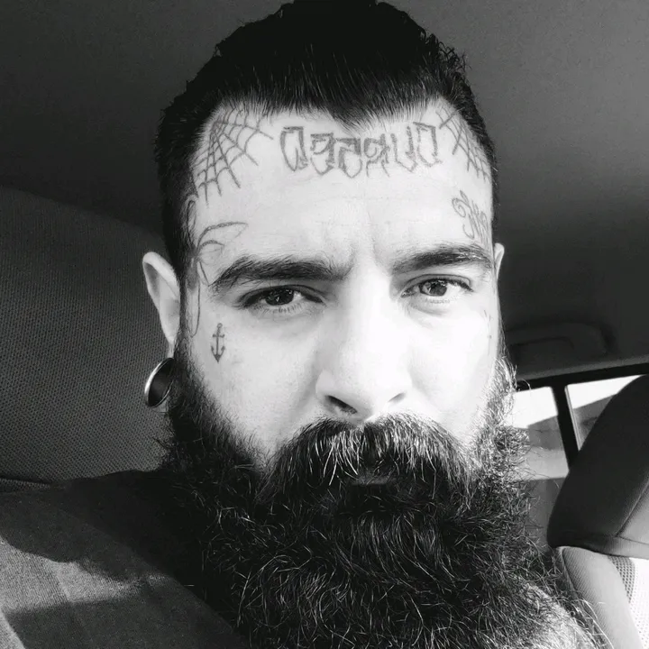 thedeadnextdoor81