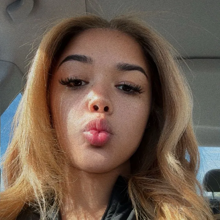 @novivids3