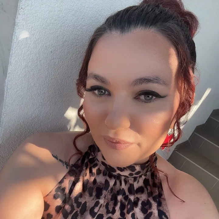 @selma08050