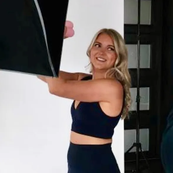 @movewithnaomiyt
