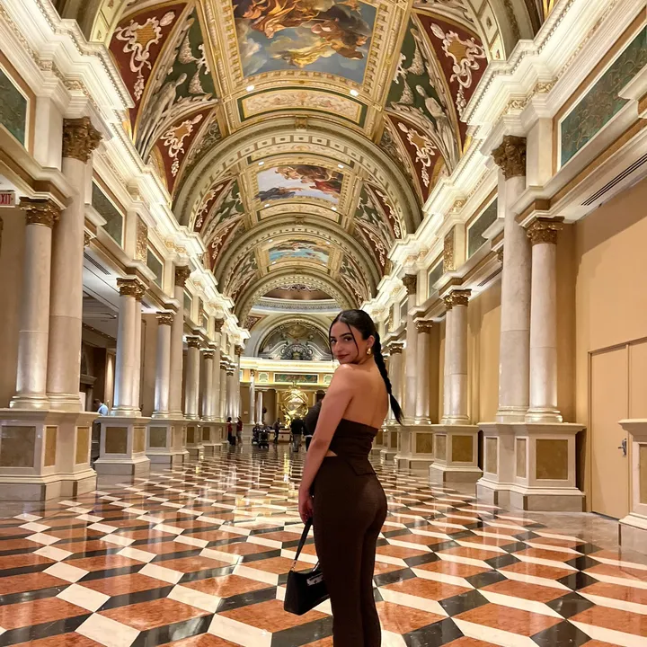 dee_m6