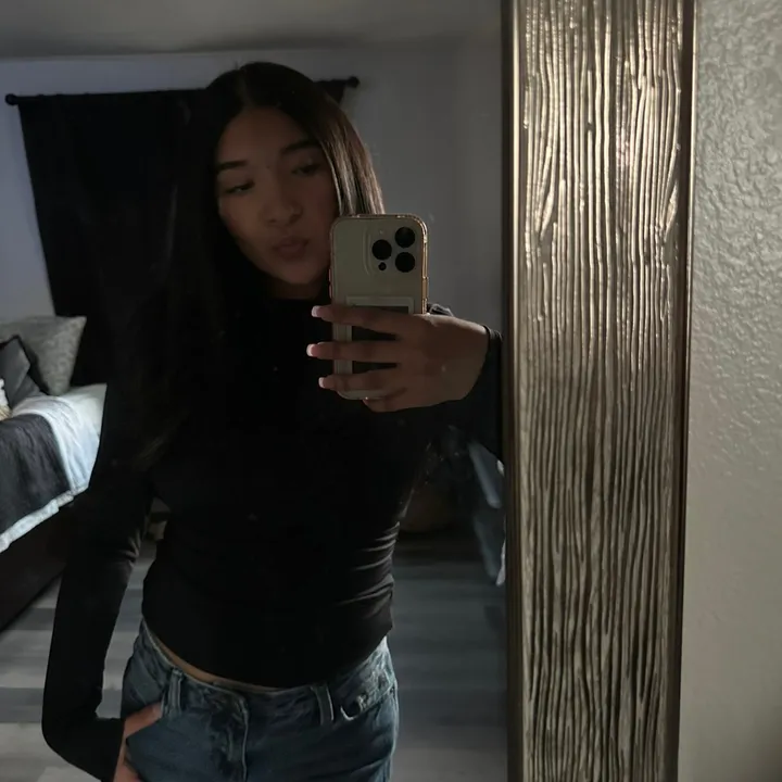 @champagnemami0690