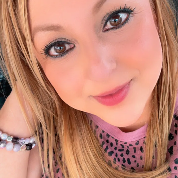 @caroldannae6