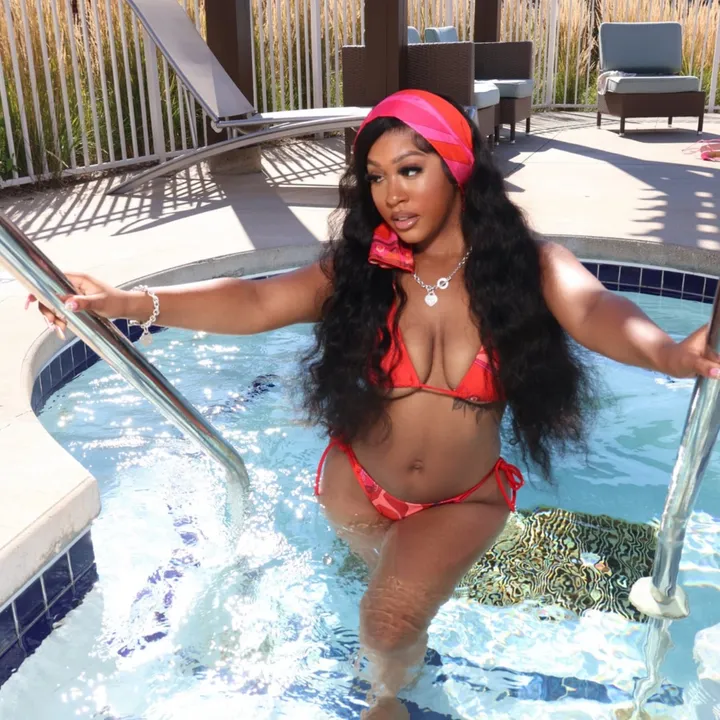 @thetaniyarae