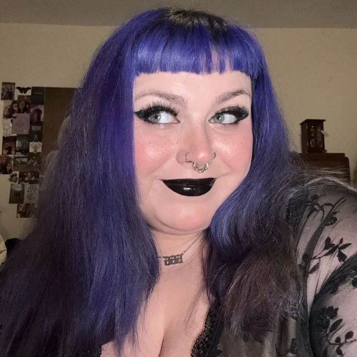 leahbitdramatic