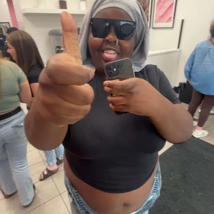 @anisa.mf.bart0n