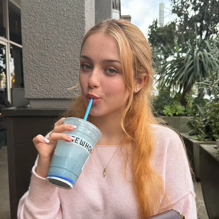 @rachaelsmomentss