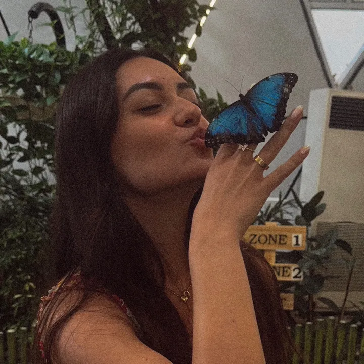 @nicoleinlondon