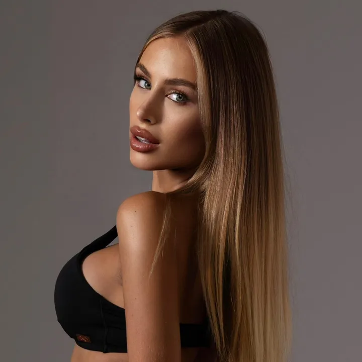 nicolesimeonex