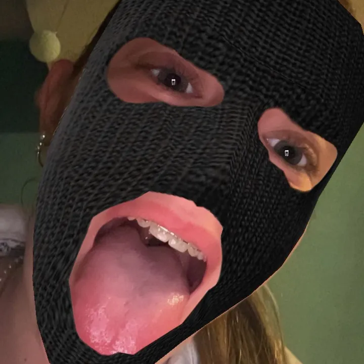 @cyr.436